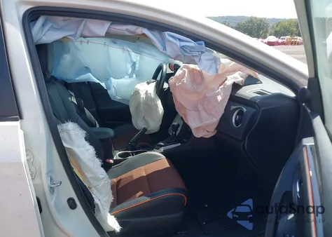 2018 Toyota Corolla Se from USA, damaged, VIN 2T1BURHE0JC118784